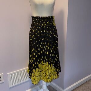 Toda Moa pleated skirt